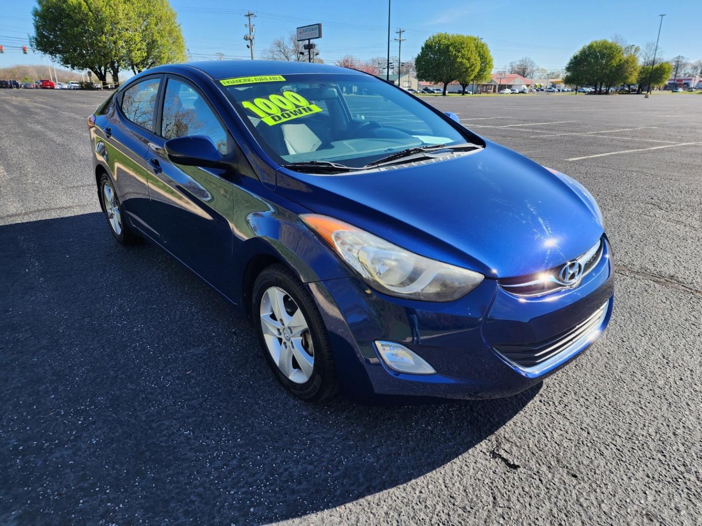 2013 Blue /Gray Hyundai Elantra GLS A/T (KMHDH4AE0DU) with an 1.8L L4 DOHC 16V engine, 6-Speed Automatic transmission, located at 1221 Madison St., Shelbyville, TN, 37160, (931) 680-9439, 0.000000, 0.000000 - Photo#1